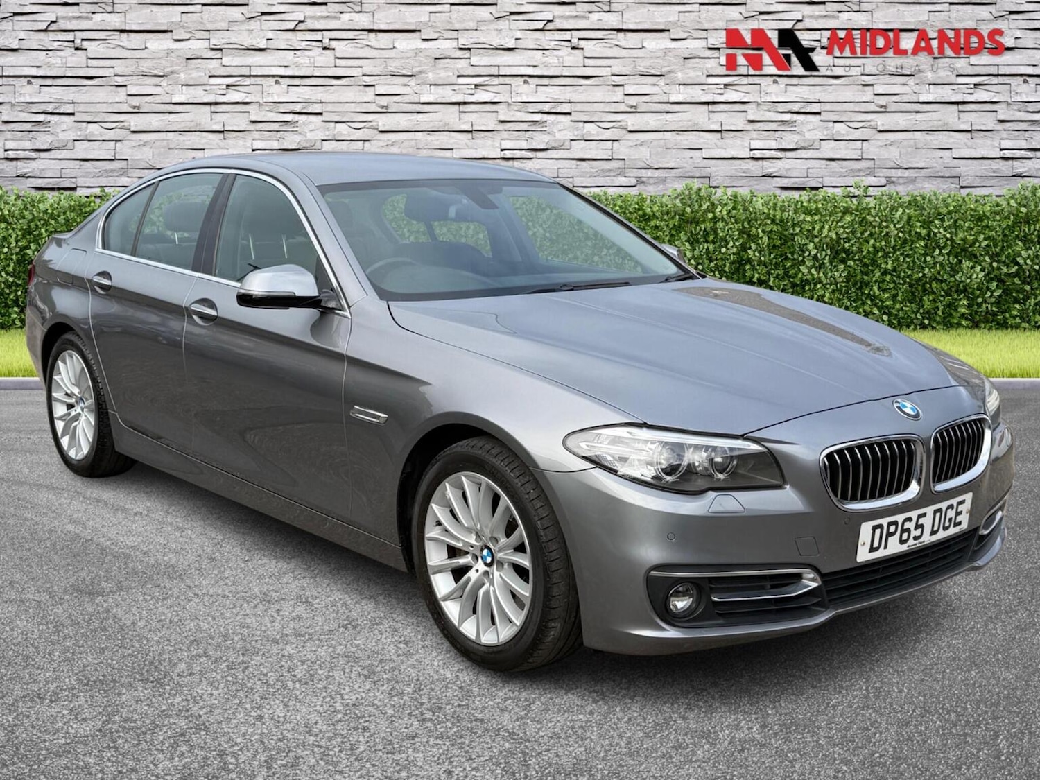 Used BMW 5 Series 2015 for sale - 76387348: Photo 1