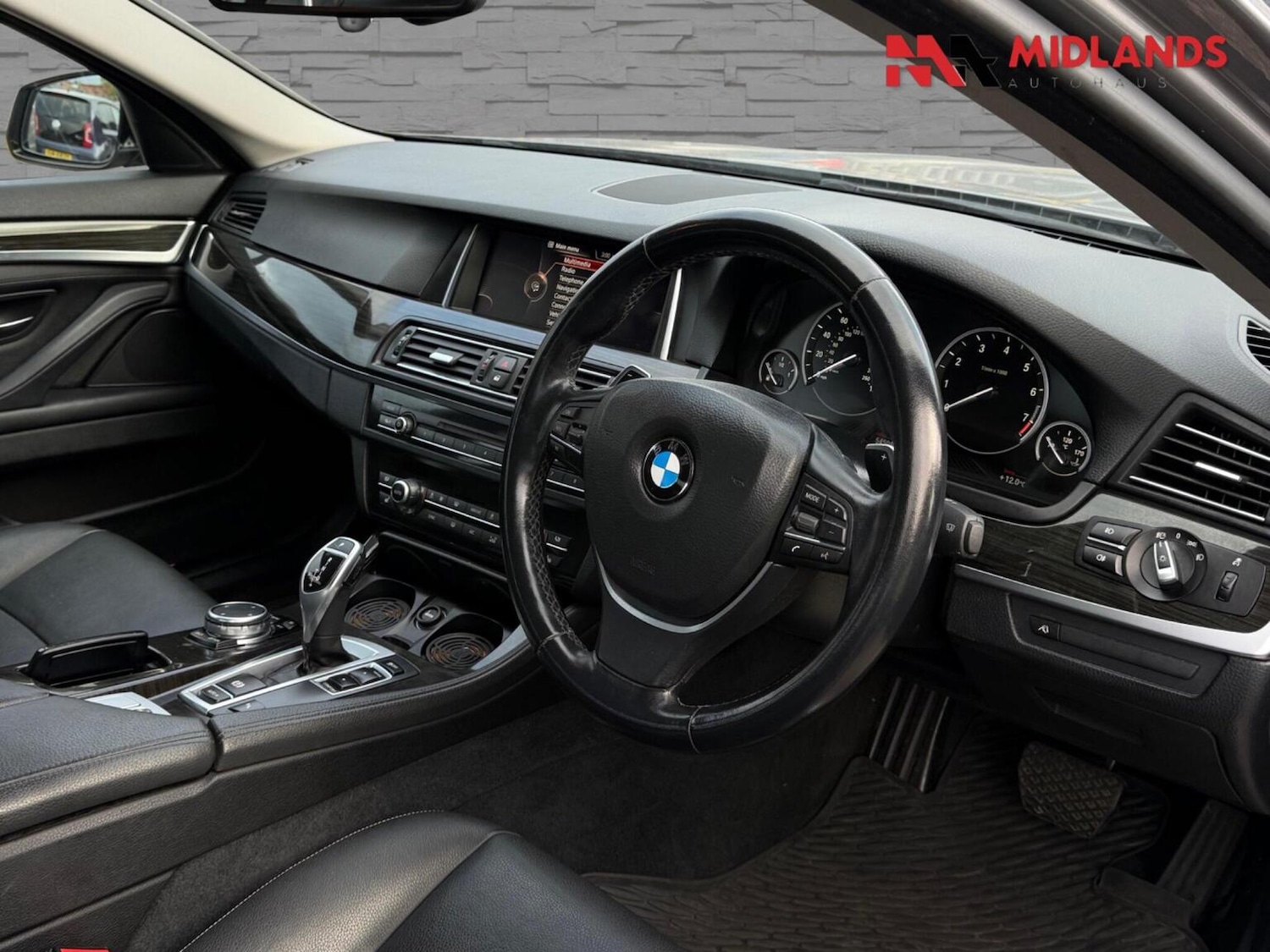 Used BMW 5 Series 2015 for sale - 76387348: Photo 11