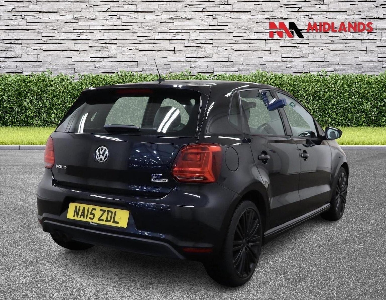 Used Volkswagen Polo 2015 for sale - 76863823: Photo 4