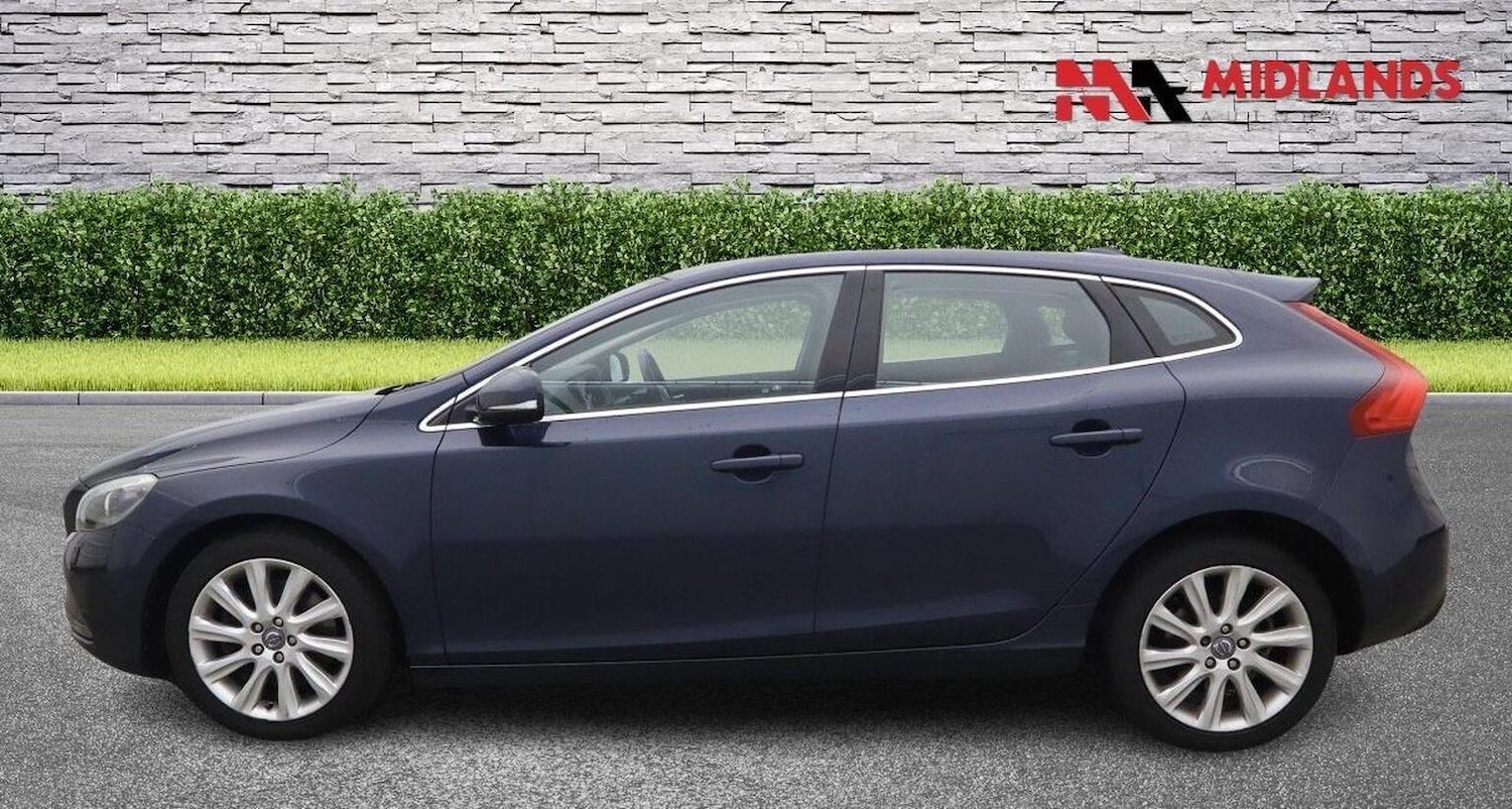 Used Volvo V40 2014 for sale - 76471305: Photo 6