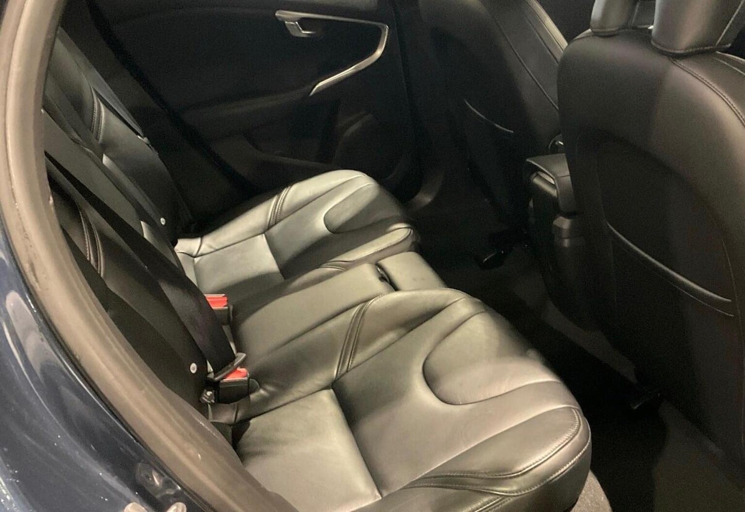 Used Volvo V40 2014 for sale - 76471305: Photo 9