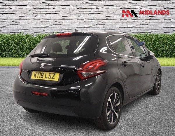 Used Peugeot 208 2018 for sale - 76237167: Photo 4