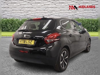 Used Peugeot 208 2018 for sale - 76237167: Photo 4