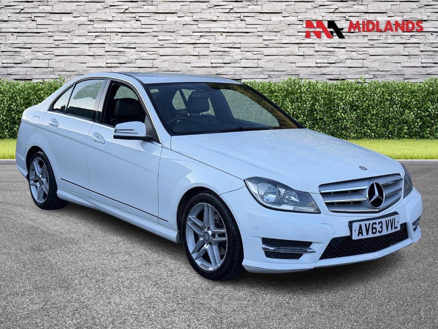 Used Mercedes-Benz C Class 2014 for sale - 77721301: Photo 1