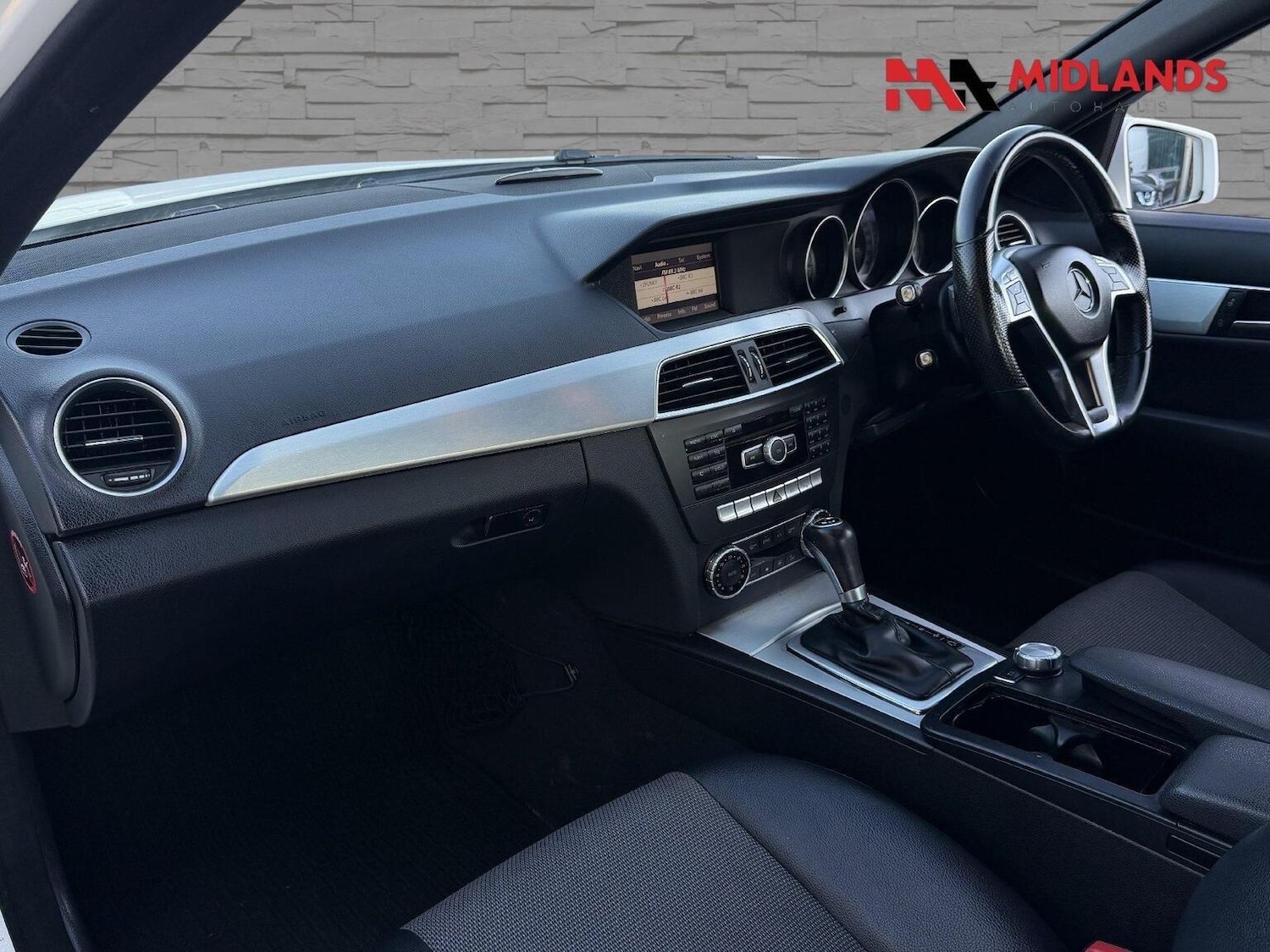 Used Mercedes-Benz C Class 2014 for sale - 77721301: Photo 10