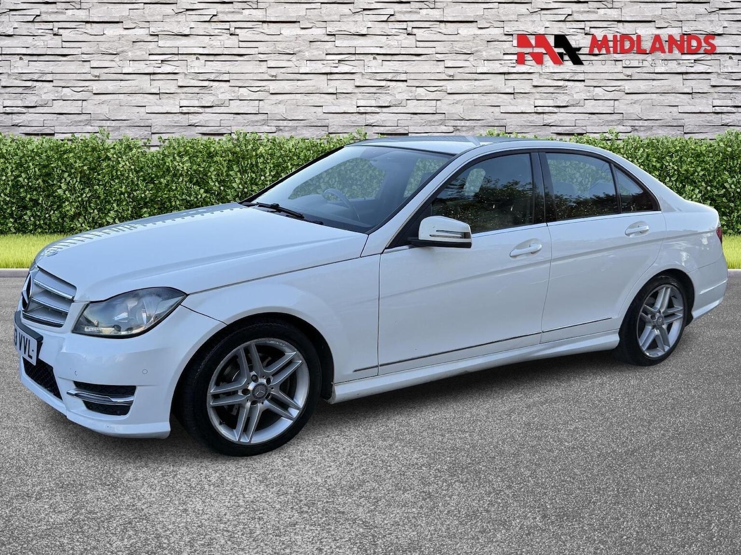 Used Mercedes-Benz C Class 2014 for sale - 77721301: Photo 3