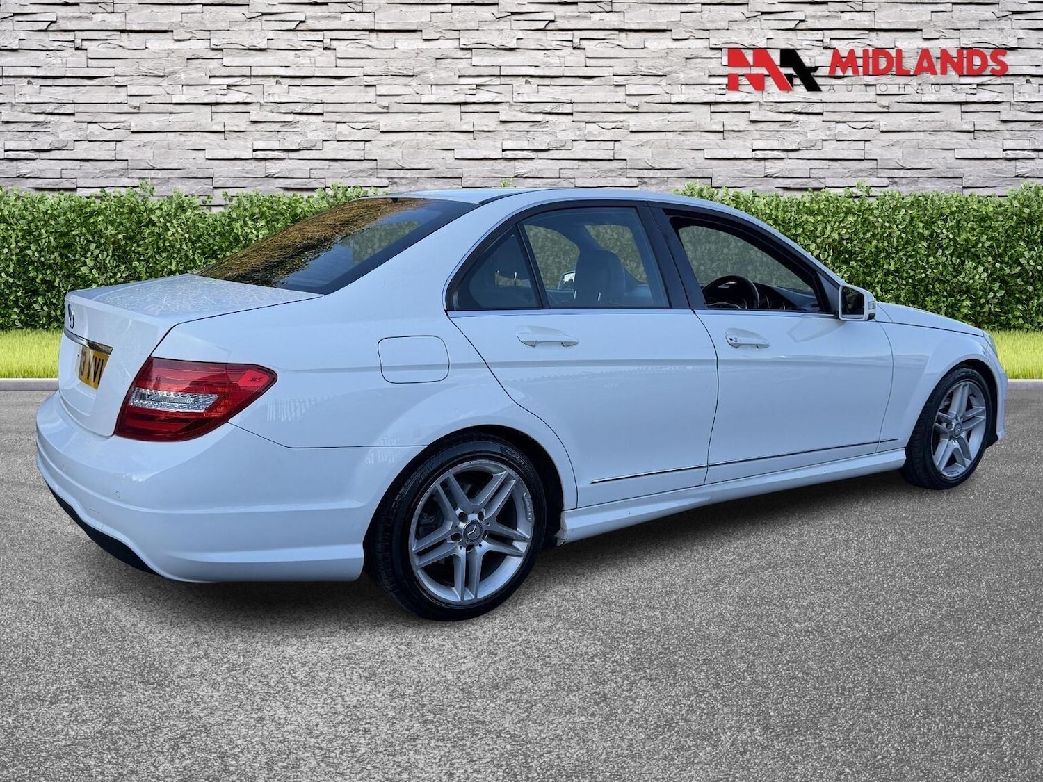 Used Mercedes-Benz C Class 2014 for sale - 77721301: Photo 4