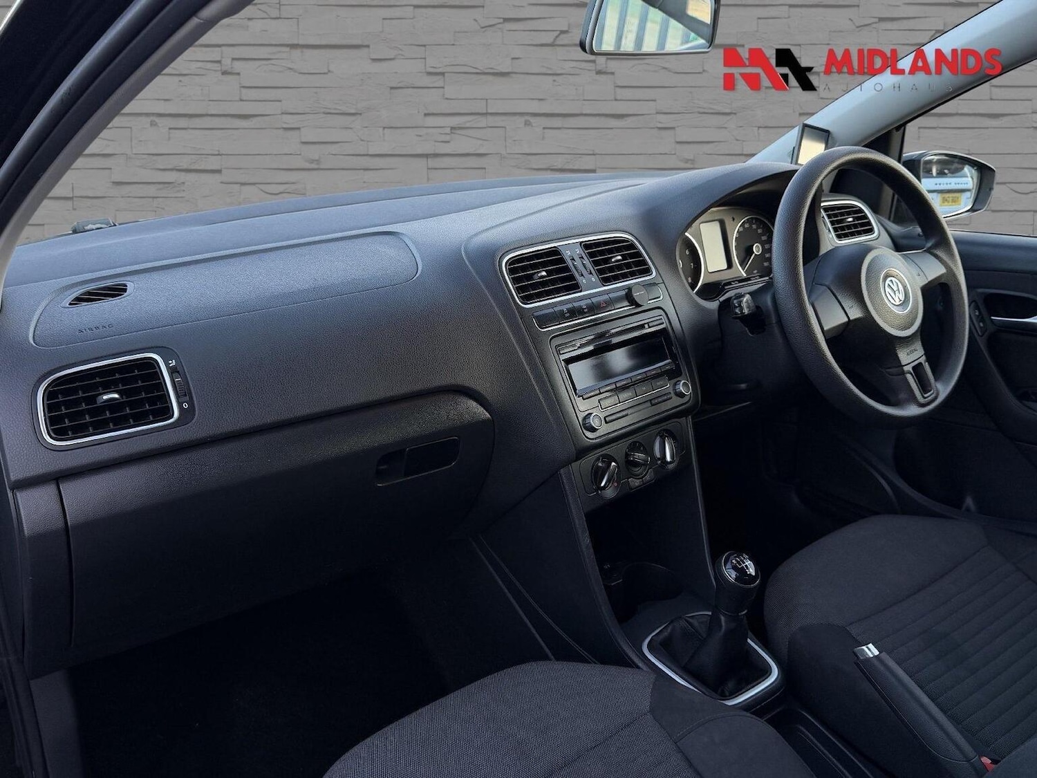 Used Volkswagen Polo 2013 for sale - 76656180: Photo 10