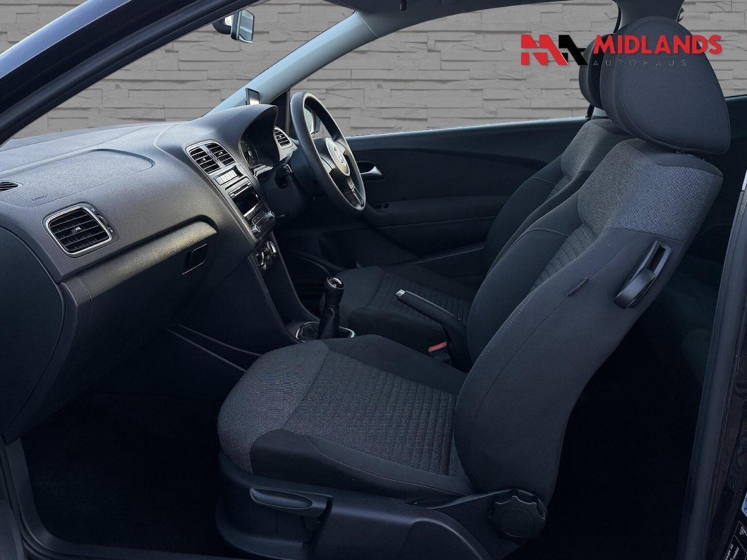 Used Volkswagen Polo 2013 for sale - 76656180: Photo 9