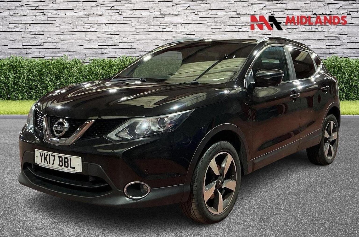 Used Nissan Qashqai 2017 for sale - 77567501: Photo 3