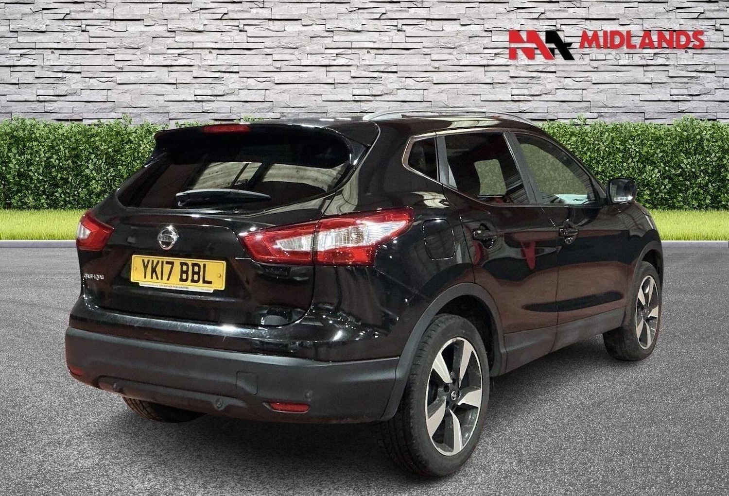 Used Nissan Qashqai 2017 for sale - 77567501: Photo 4
