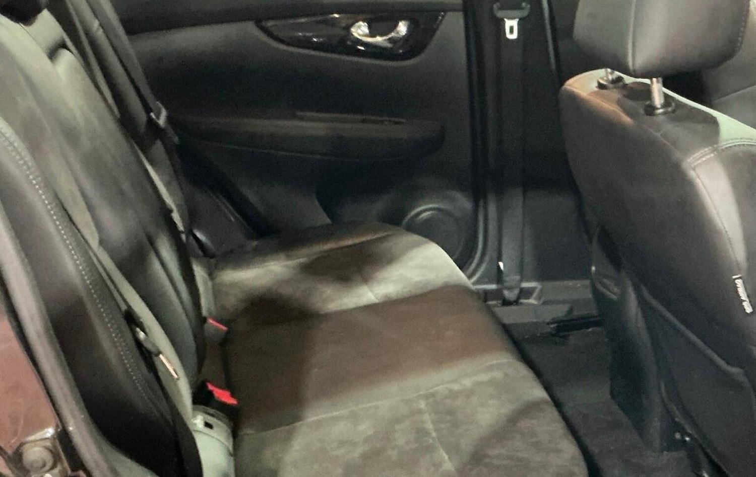 Used Nissan Qashqai 2017 for sale - 77567501: Photo 8