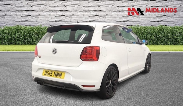 Used Volkswagen Polo 2015 for sale - 76313912: Photo 4