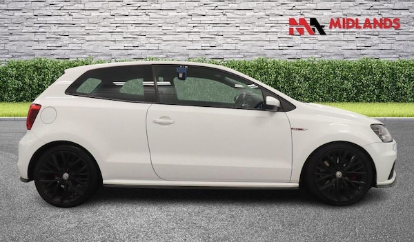 Used Volkswagen Polo 2015 for sale - 76313912: Photo 6
