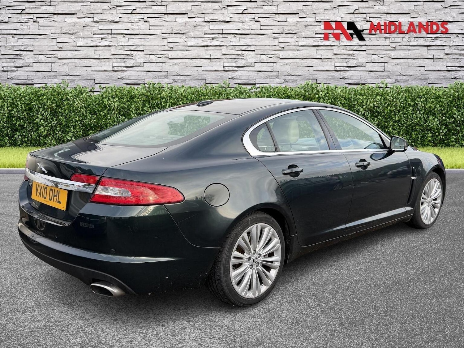 Used Jaguar XF 2010 for sale - 76837026: Photo 4