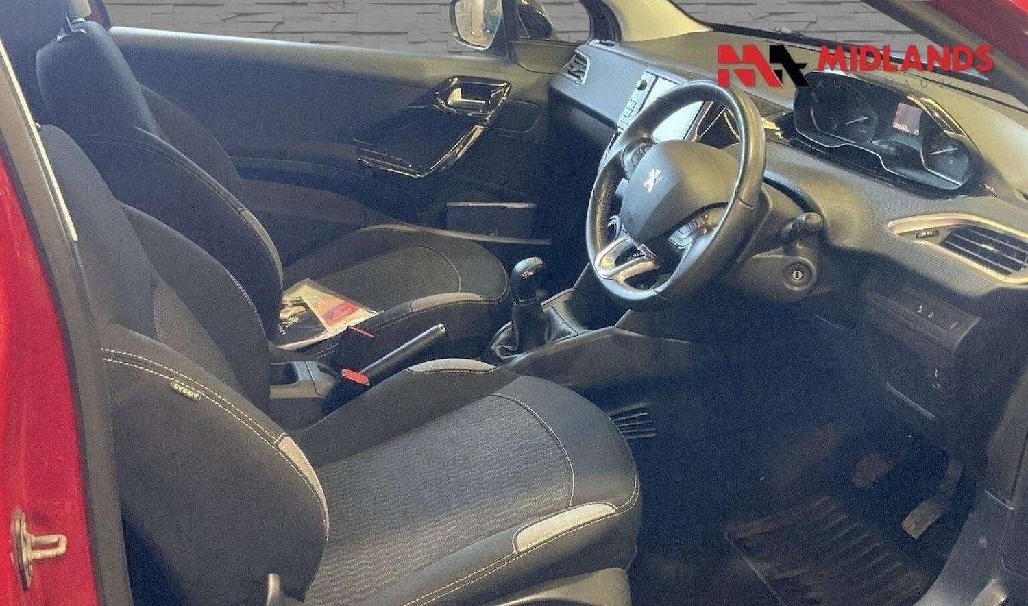 Used Peugeot 208 2016 for sale - 77881048: Photo 8