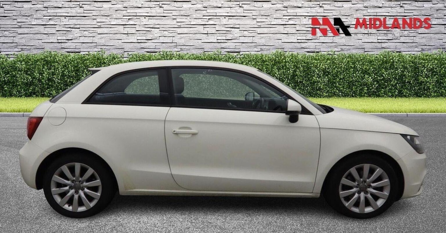 Used Audi A1 2013 for sale - 77289110: Photo 5