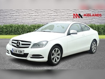 Used Mercedes-Benz C Class 2014 for sale - 77342597: Photo