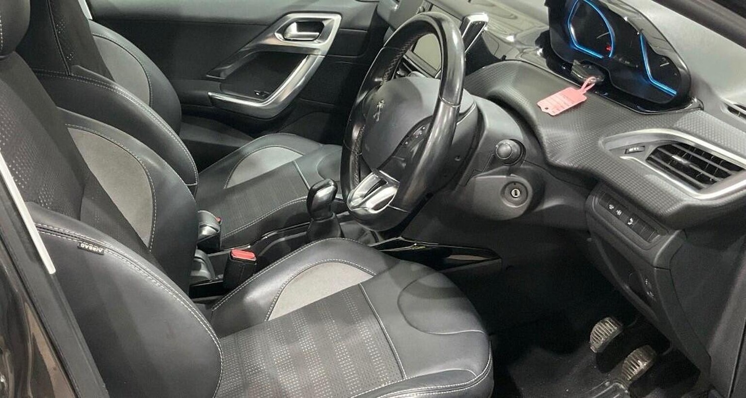 Used Peugeot 2008 2017 for sale - 78201975: Photo 8