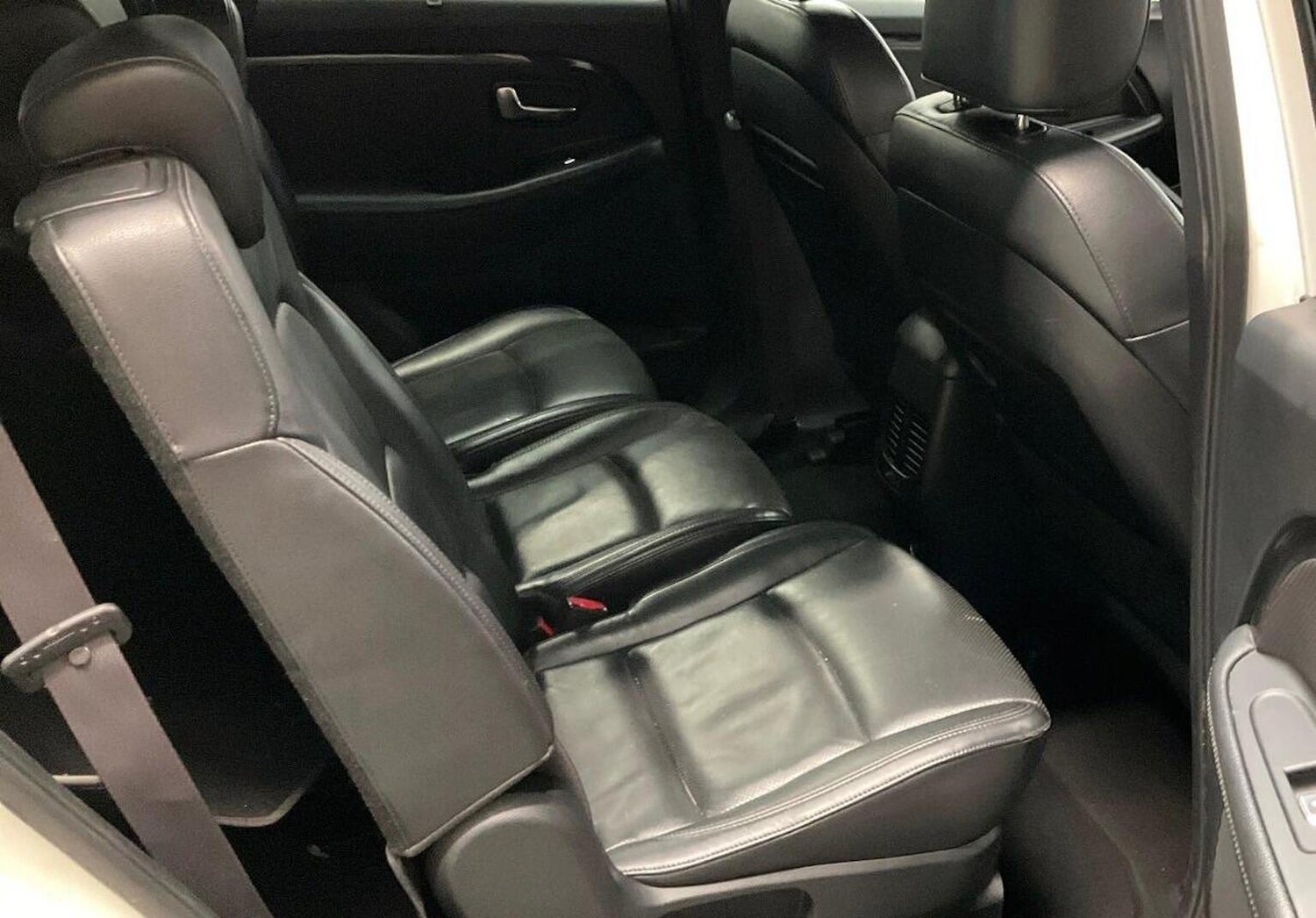 Used Kia Carens 2015 for sale - 77822394: Photo 9