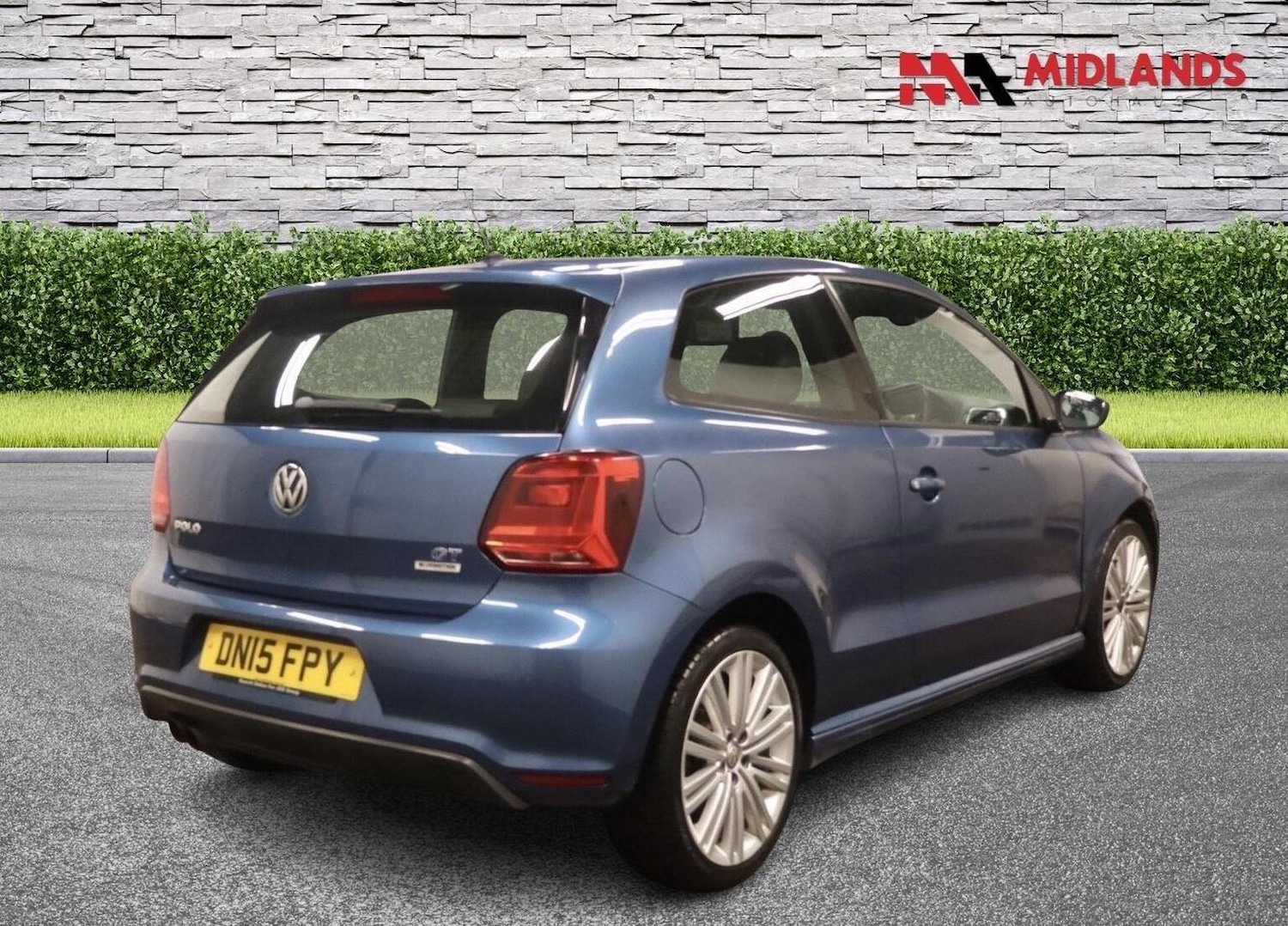 Used Volkswagen Polo 2015 for sale - 77558546: Photo 4