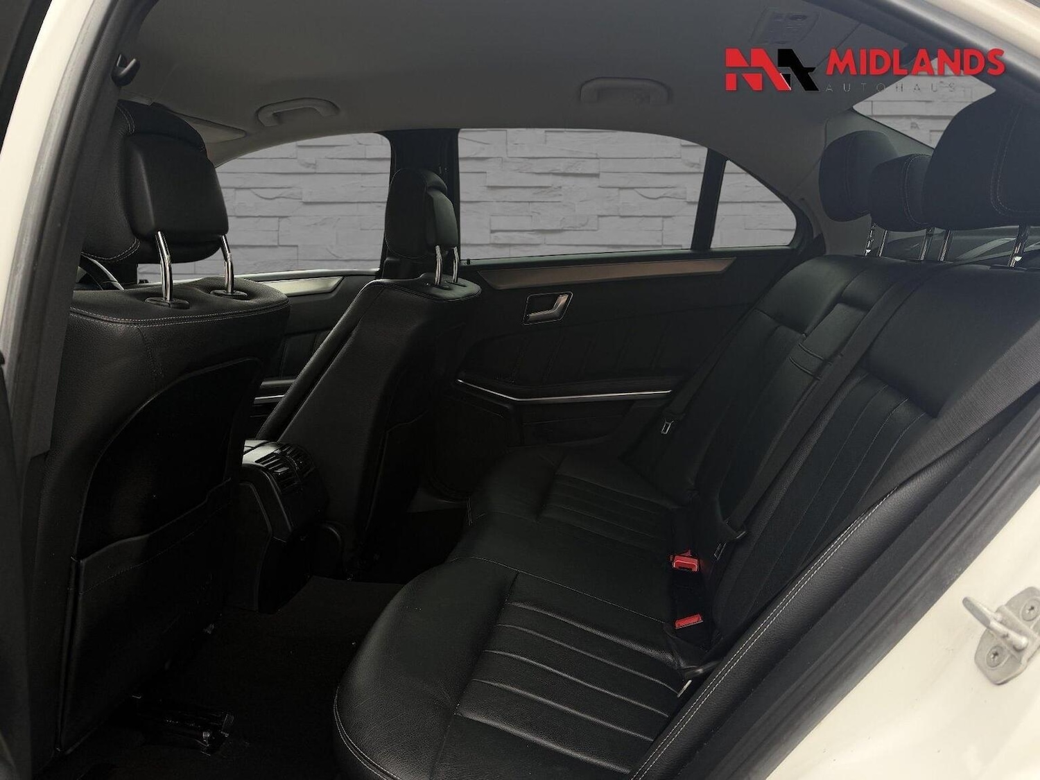 Used Mercedes-Benz E Class 2015 for sale - 77937952: Photo 13