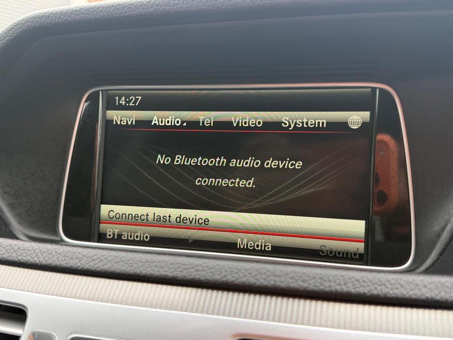 Used Mercedes-Benz E Class 2015 for sale - 77937952: Photo 16