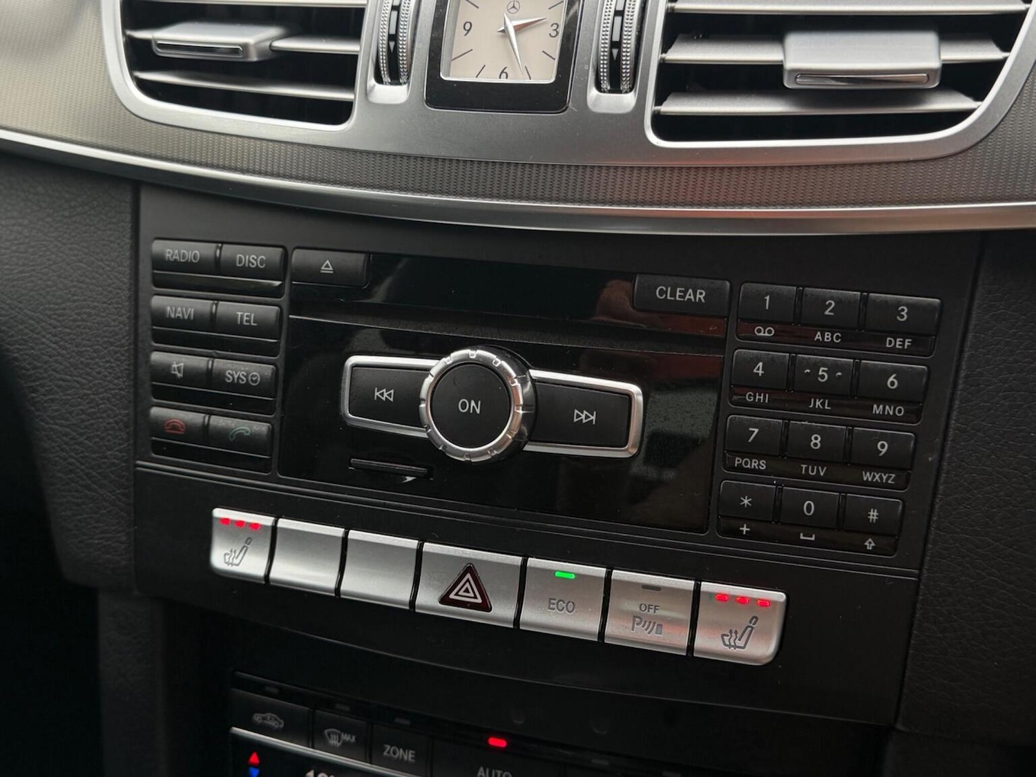 Used Mercedes-Benz E Class 2015 for sale - 77937952: Photo 18