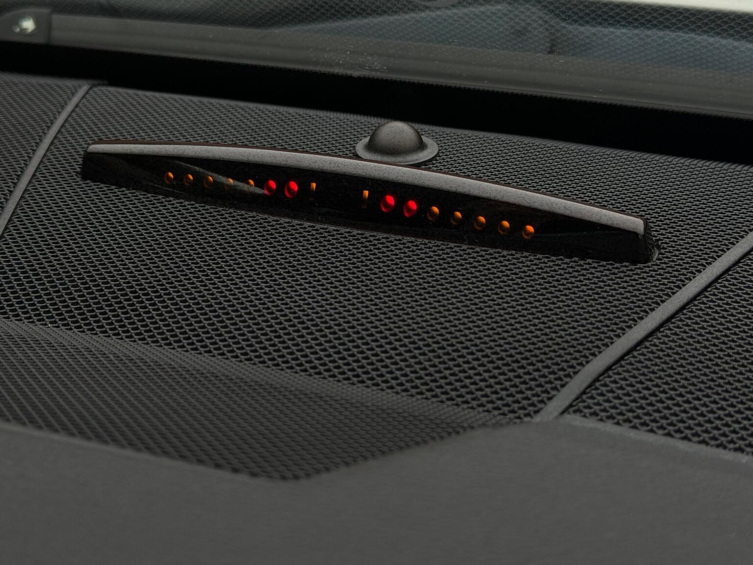 Used Mercedes-Benz E Class 2015 for sale - 77937952: Photo 23