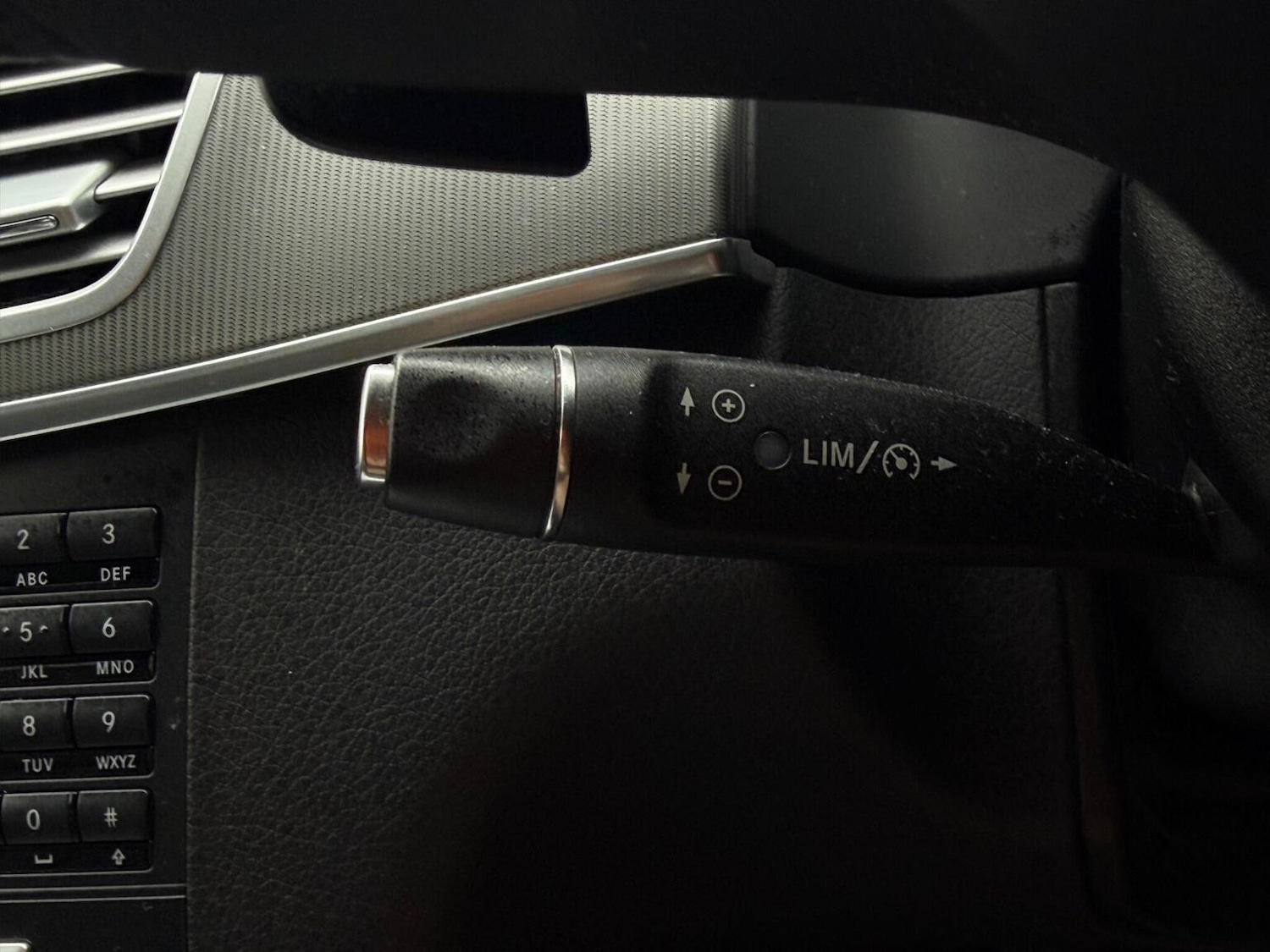 Used Mercedes-Benz E Class 2015 for sale - 77937952: Photo 24