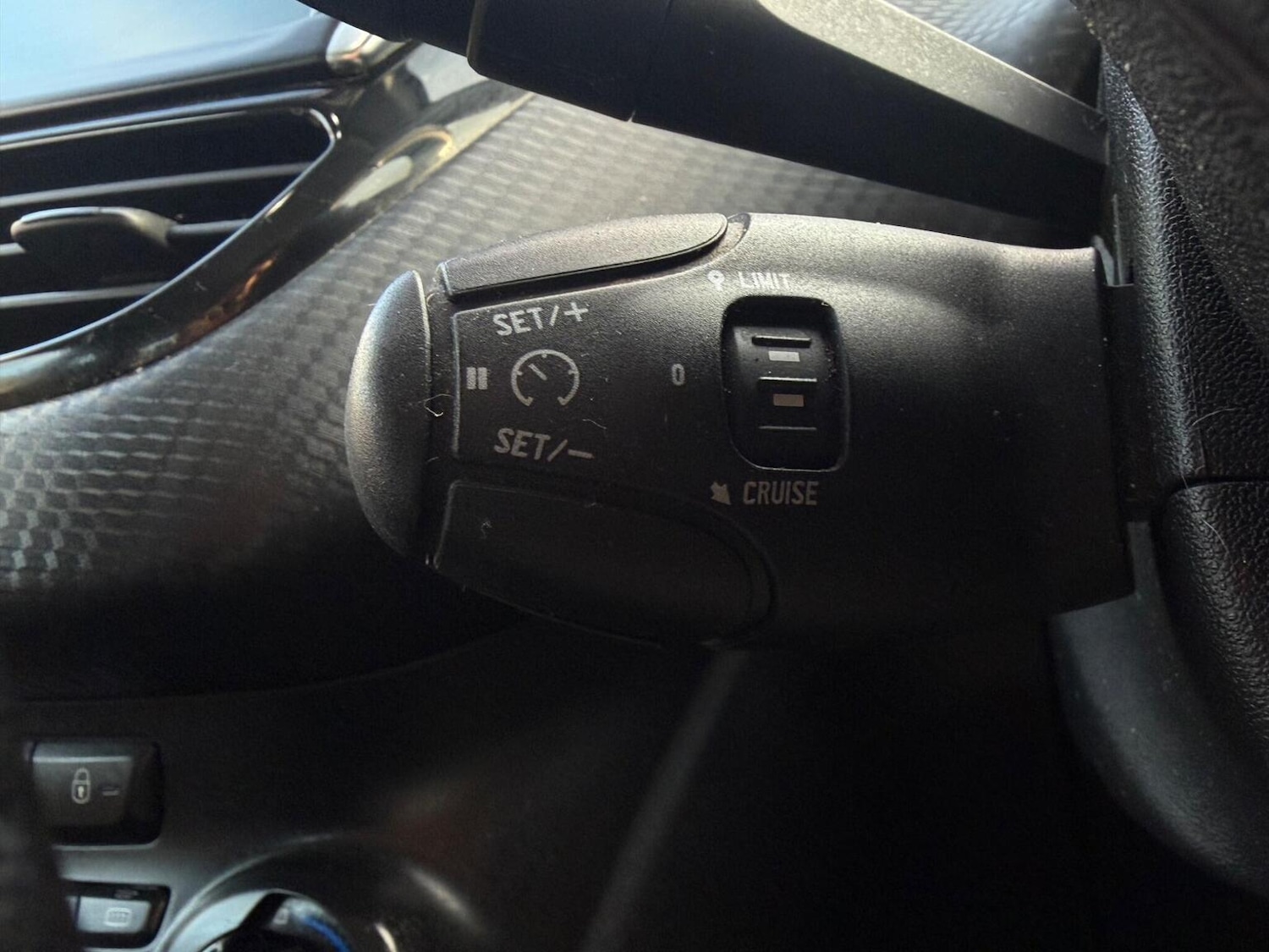 Used Peugeot 208 2016 for sale - 77595369: Photo 23