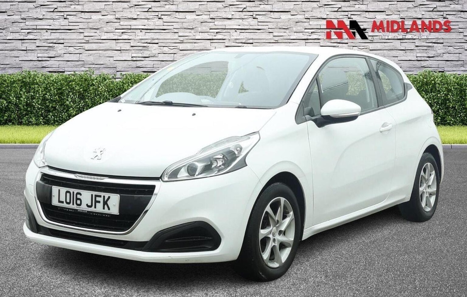 Used Peugeot 208 2016 for sale - 77595369: Photo 3