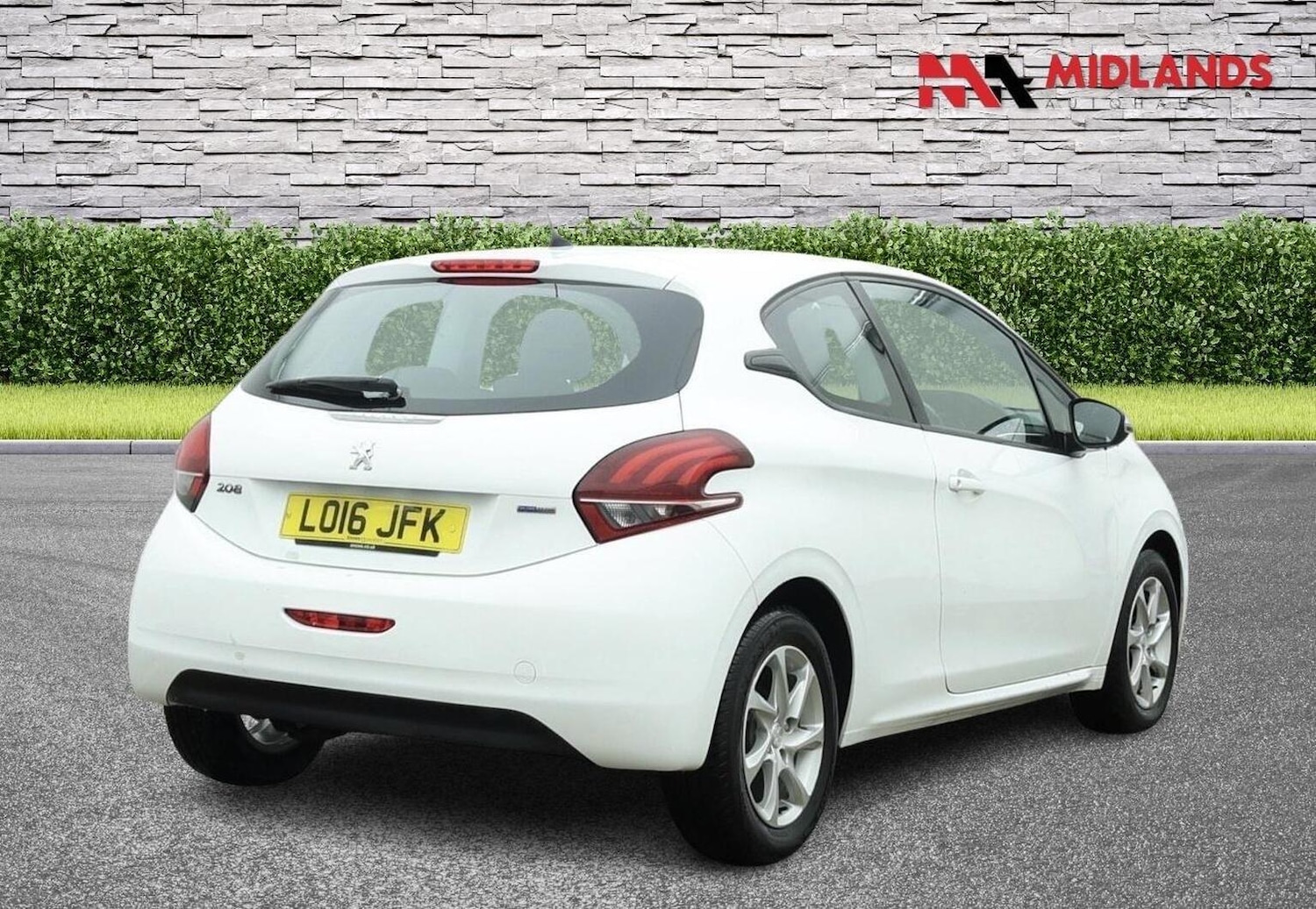 Used Peugeot 208 2016 for sale - 77595369: Photo 4