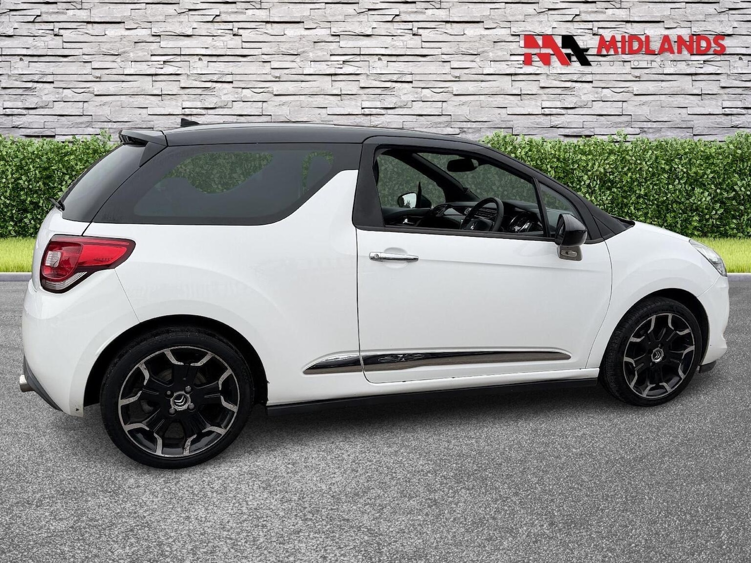 Used Citroen DS3 2011 for sale - 77796900: Photo 4