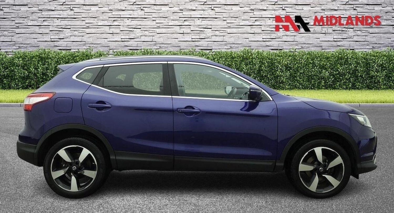 Used Nissan Qashqai 2017 for sale - 77536029: Photo 4