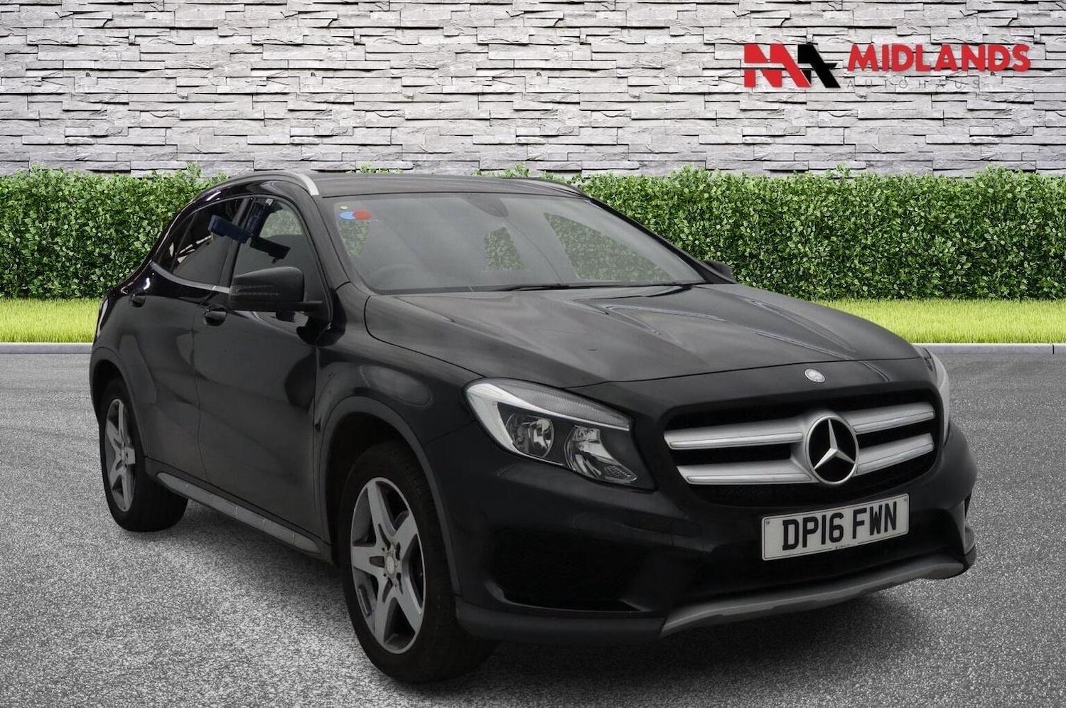 Used Mercedes-Benz GLA 2016 for sale - 76571199: Photo 1