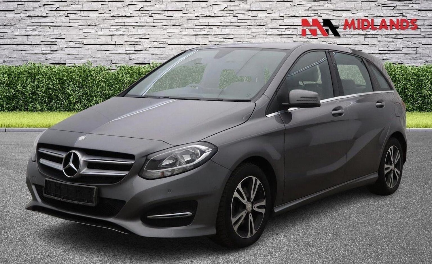 Used Mercedes-Benz B Class 2017 for sale - 76924480: Photo 3