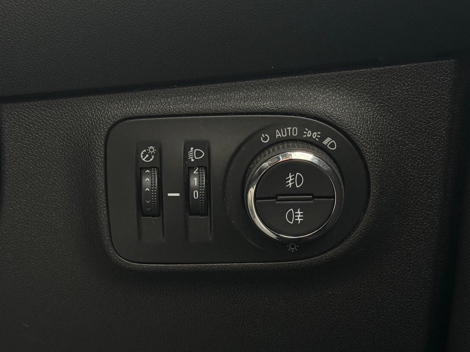 Used Vauxhall Corsa 2017 for sale - 76471246: Photo 11