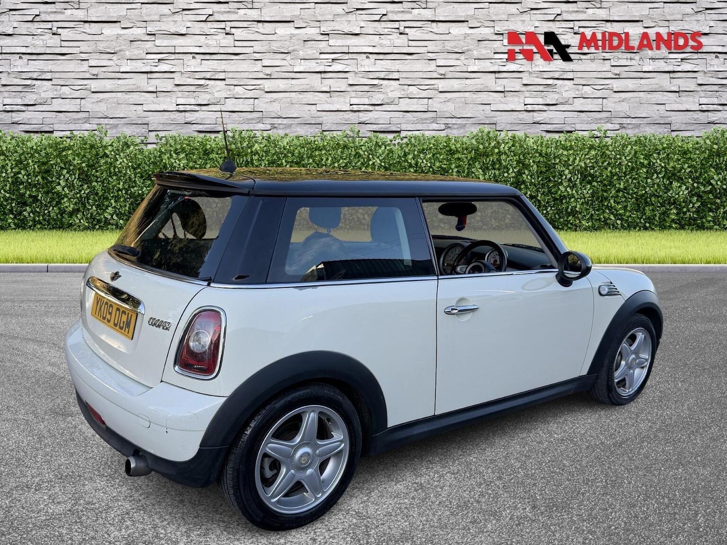Used MINI Hatch 2009 for sale - 77721304: Photo 4