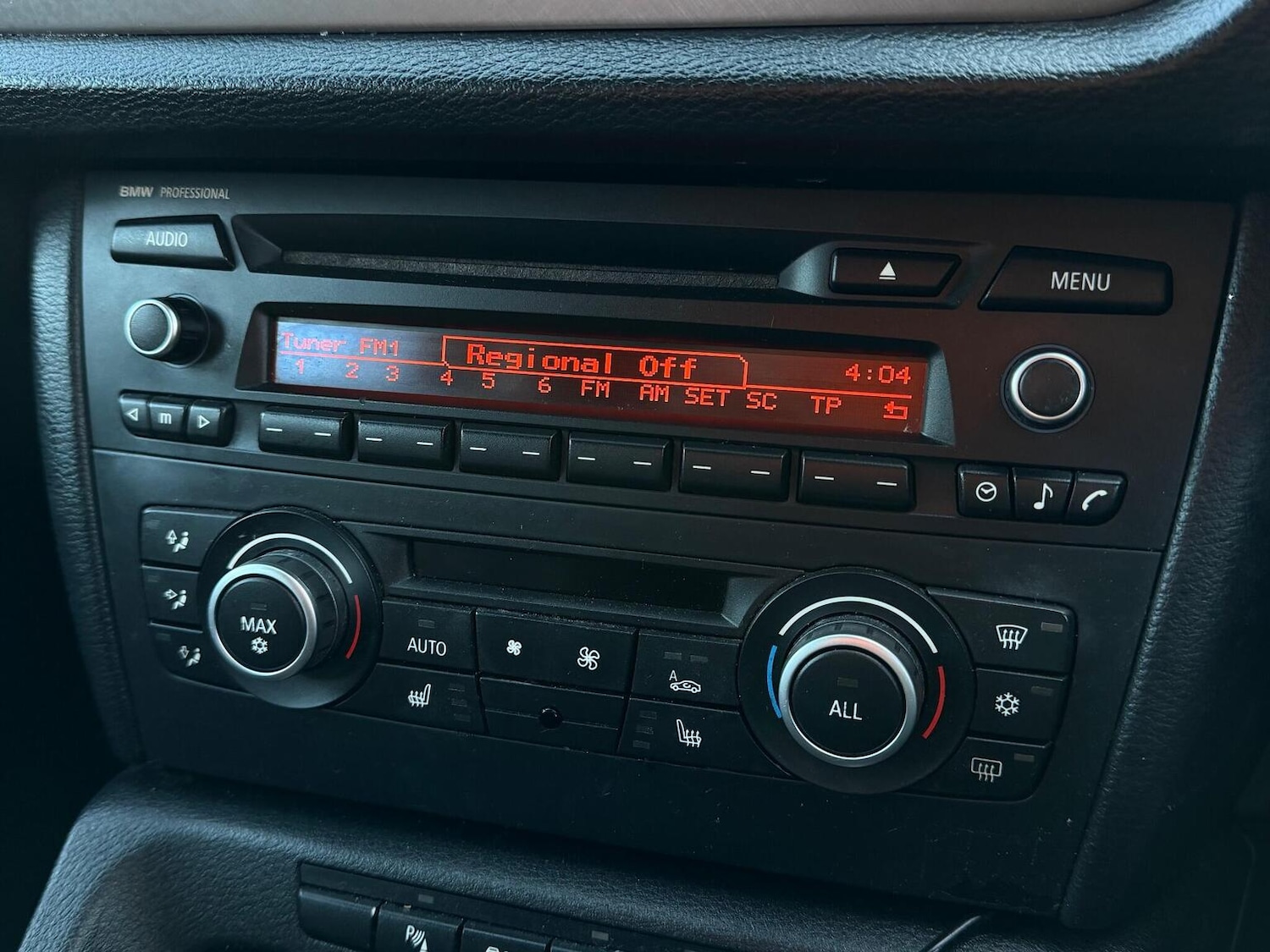 Used BMW X1 2011 for sale - 76712831: Photo 15