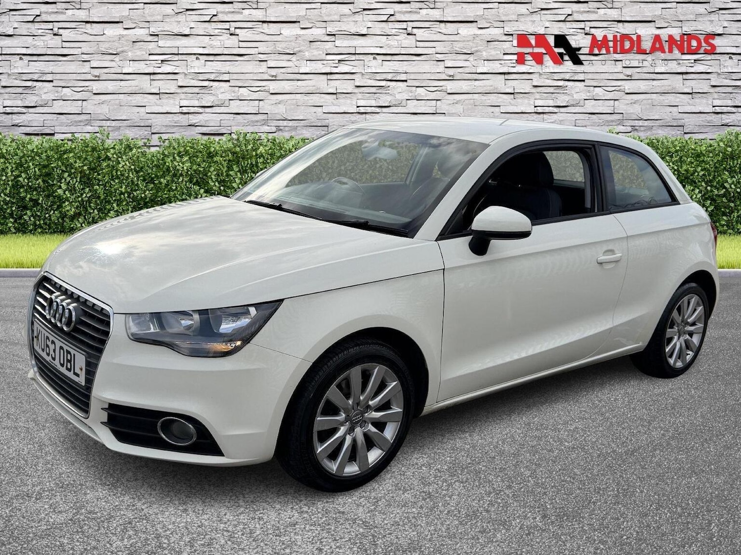 Used Audi A1 2013 for sale - 77715097: Photo 3