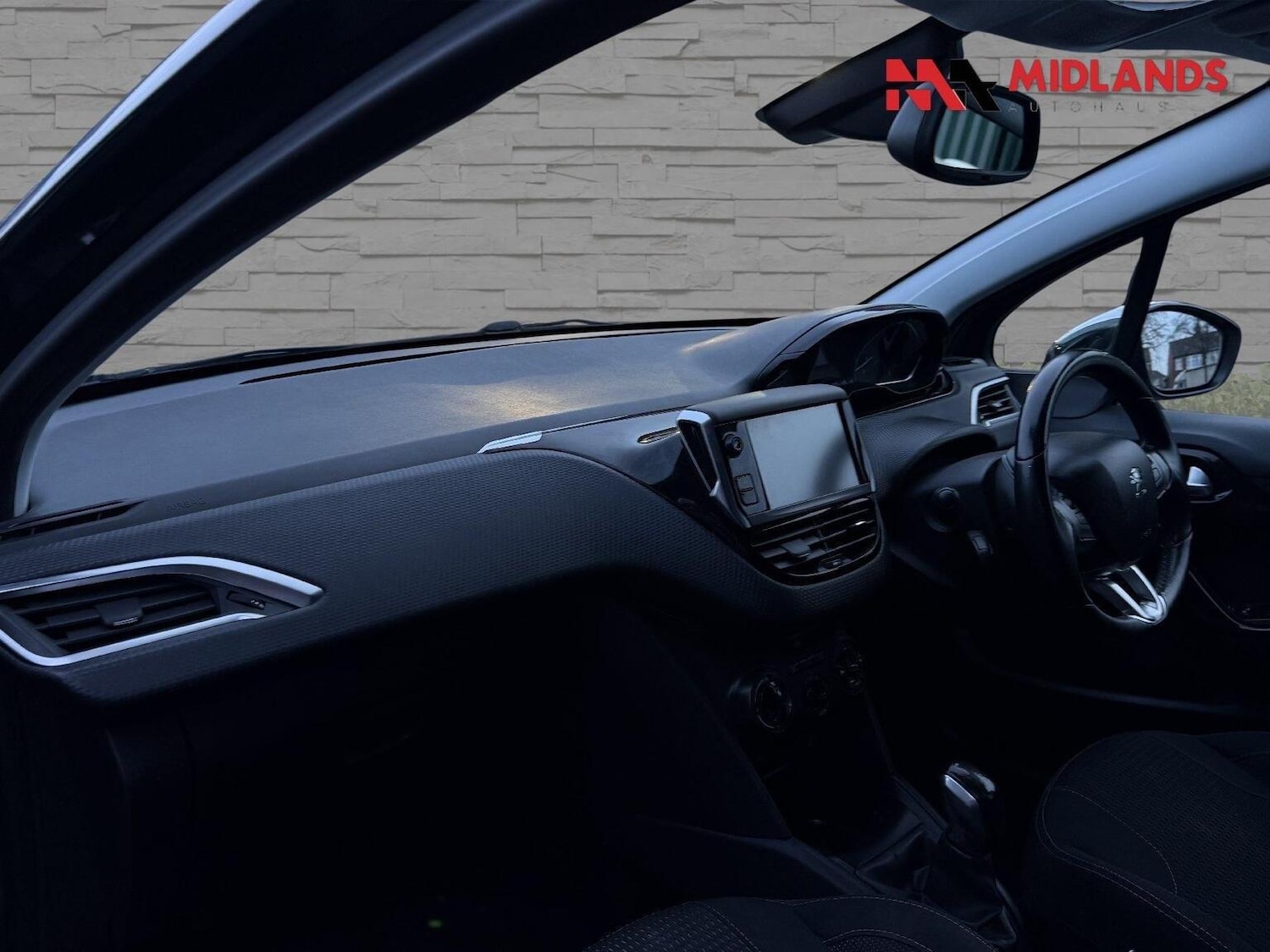 Used Peugeot 208 2017 for sale - 78168842: Photo 9