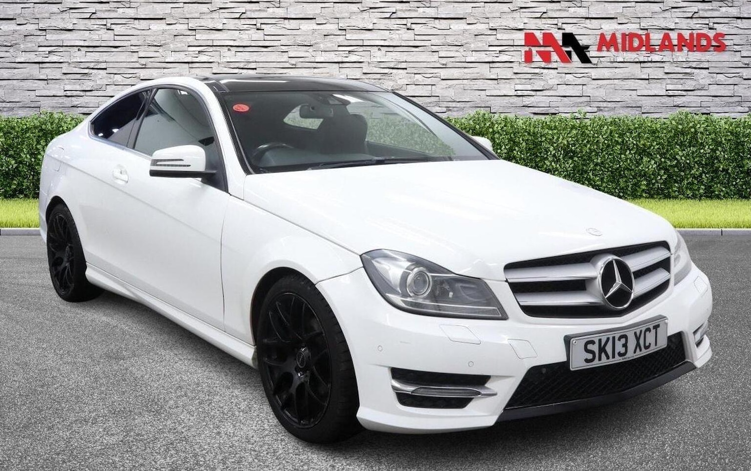 Used Mercedes-Benz C Class 2013 for sale - 76618740: Photo 1