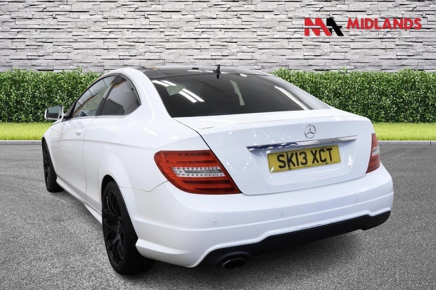 Used Mercedes-Benz C Class 2013 for sale - 76618740: Photo 5