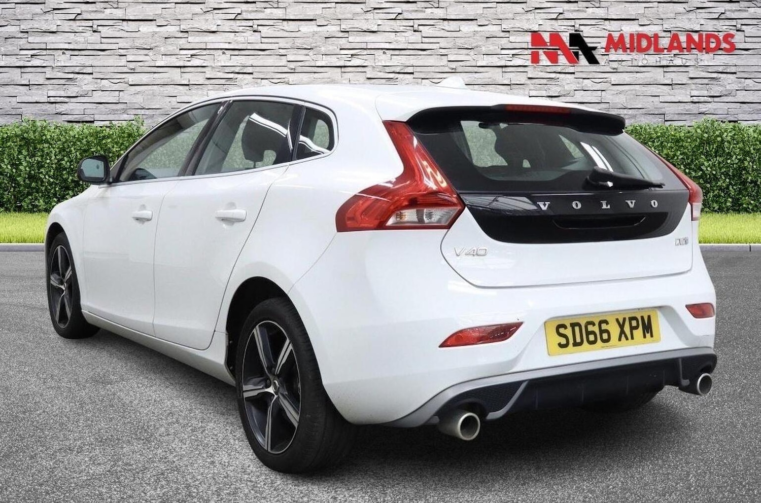 Used Volvo V40 2016 for sale - 78125183: Photo 5
