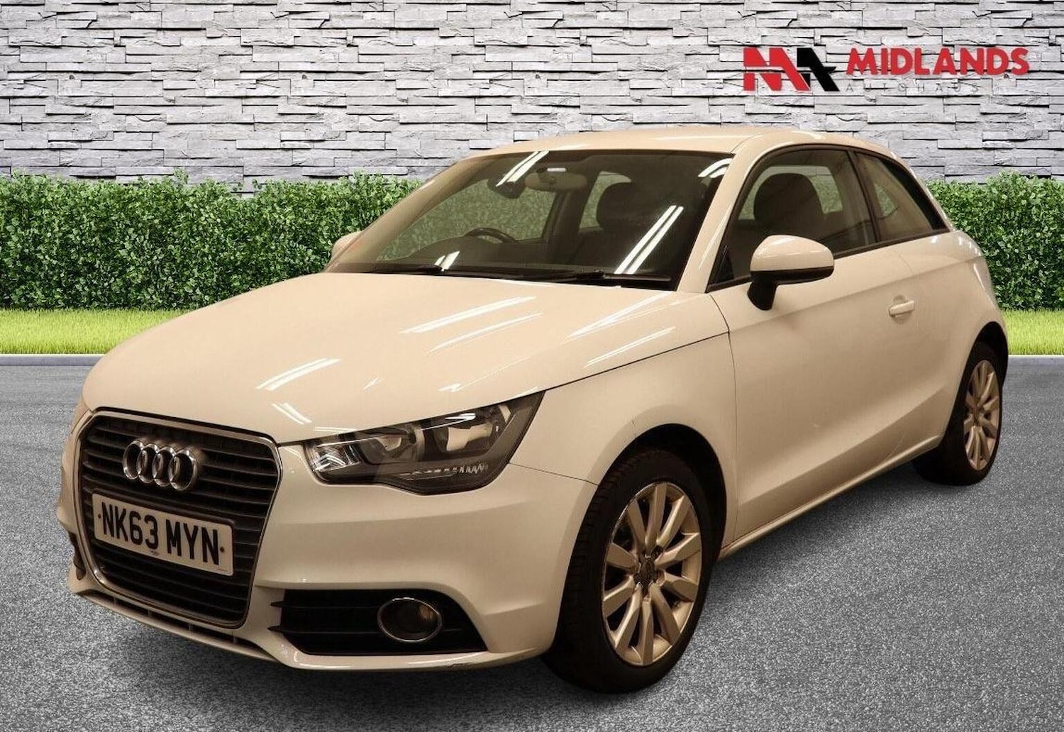 Used Audi A1 2013 for sale - 76149313: Photo 3