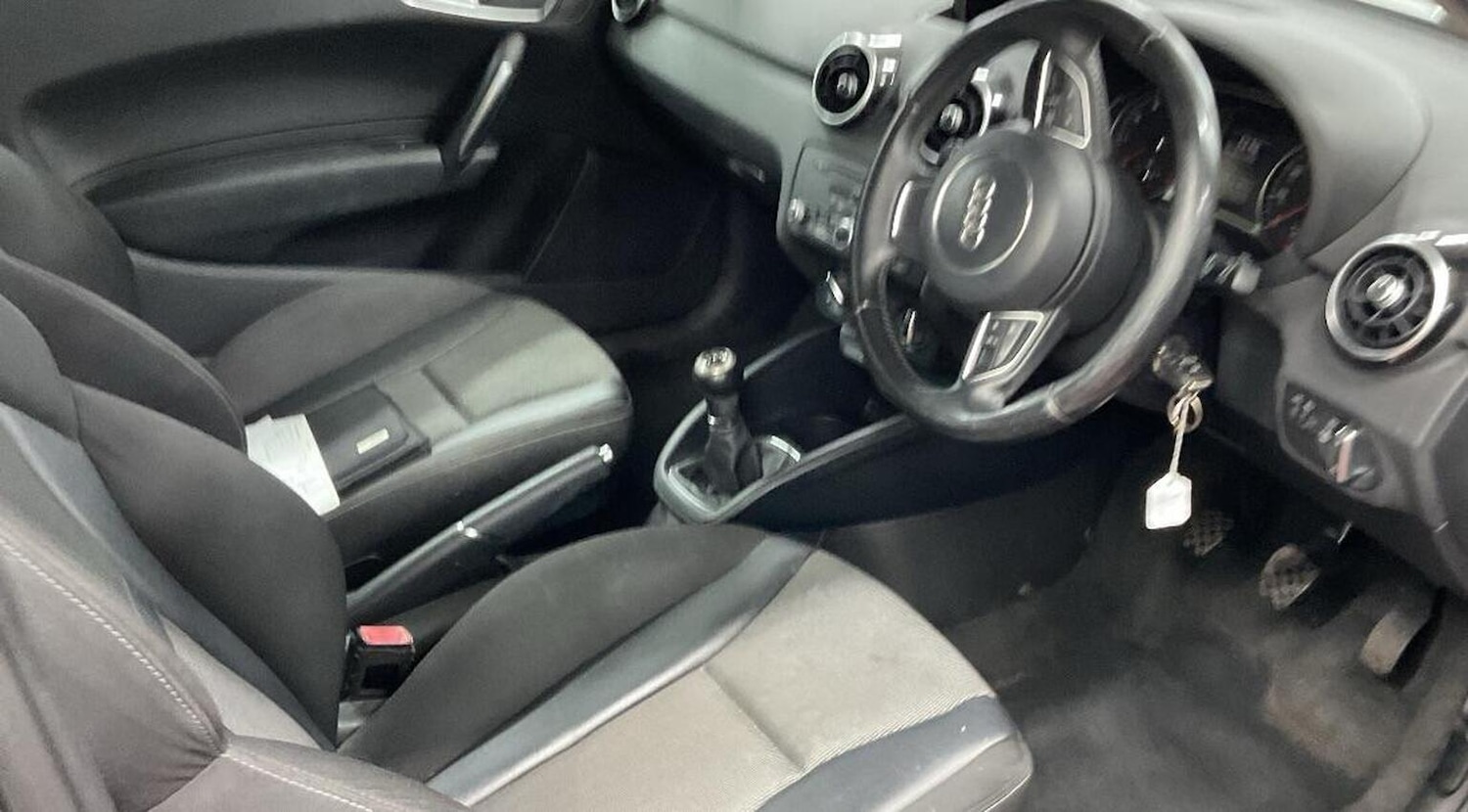 Used Audi A1 2013 for sale - 76149313: Photo 8