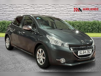 Used Peugeot 208 2014 for sale - 79198436: Photo