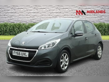 Used Peugeot 208 2016 for sale - 77357406: Photo