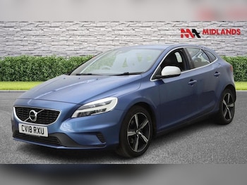 Used Volvo V40 2018 for sale - 79176757: Photo
